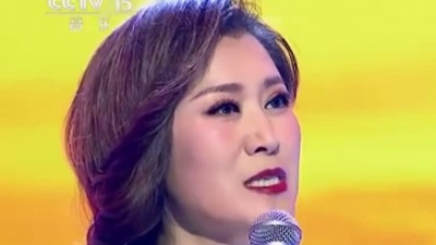 音乐魔法 - 孙媛媛现场演唱《故乡的云》，经典老歌，唱出在外游子的心声！