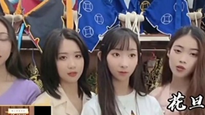 阿超Ac - 你们一直在找的五位上戏小姐姐来了！独特的戏腔你爱了吗？#探窗#