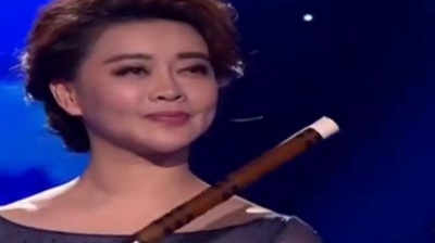 天天音乐汇 - 笛子女神唐俊侨演奏《十五的月亮》，优美动听，余音袅袅，让人陶醉