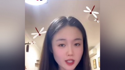买买菌 - 少儿歌曲《红蜻蜓》 红蜻蜓飞去哪里了呢？我们一起来看看吧# #音乐培训 #音乐 #声乐 #少儿声乐 #少儿声乐教学 #少儿歌曲 #少儿培训