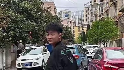佳美姬 - 李小彬