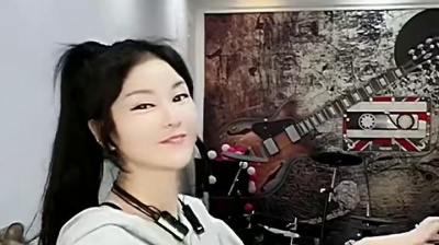 君哥老任头车载音乐 - 老任头精心制作剪辑电子琴音乐推荐《听闻远方有你》喜欢的关注