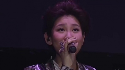郑欣宜 - 无人完美 邓智伟平行回忆演唱会 现场版