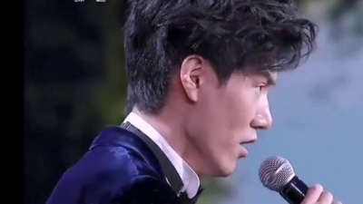 美妆博主 - 王晰《故乡的云》2019央视