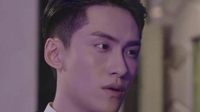 灰兔子大叔 - #亲爱的柠檬精先生  女孩主动献吻，霸总瞬间被点燃！ #好剧推荐 #亲爱的柠檬精先生吻戏上头