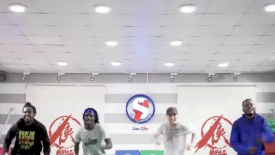 飘然流水 - 【Sino Afro健身舞蹈】零基础动感燃脂热舞，经典励志音乐，嗨起来 （What Doesn't Kill You (Stronger)