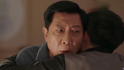 娱乐小Jio - 父母的离开也许就是一瞬间的事，让人猝不及防更让人后悔莫及 #共勉 #触及真心