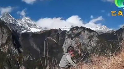 根呷 - 大山走出的孩子