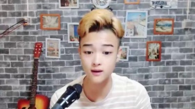 成一皮 - 小哥哥深情演绎《别知己》好听度堪比原唱