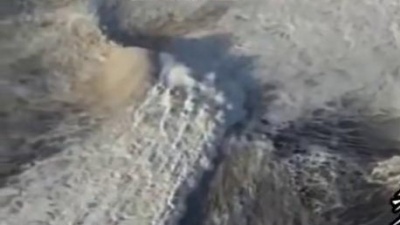 白秉绻 - 你却爱着一个傻逼  针锋对决  谁把谁当真