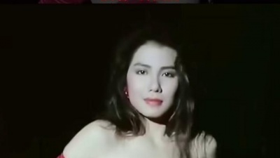 不二大叔说 - #邝美云 #冰冻的女人 初听这首歌时，还是少女，时过境迁，沧海桑田，光阴似箭啊！#怀旧经典 #粤语歌
