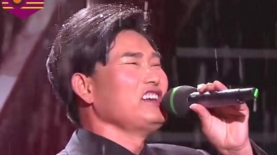 爱唱歌的甜甜 - 朱之文何德何能？巅峰时无数大咖与他搭档合唱，如今依旧热度不减