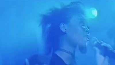 青蛙公主爱凌 - 新城好友音乐会，王菲翻唱信乐团《北京一夜》#王菲 #苏见信 #北京一夜 #信乐团 #张信哲