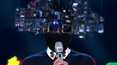 vsta - 忠实铁粉林丹蒙面深情演唱《别问》 现场展示球技超帅！