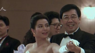 音乐最动听 - 甜歌皇后经典舞曲！《陶醉在舞场》欢快的旋律，一听就上瘾