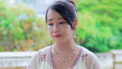 四姐 - 养育之恩不能忘，一首《爹娘的恩情还不够》送给天下所有的父亲