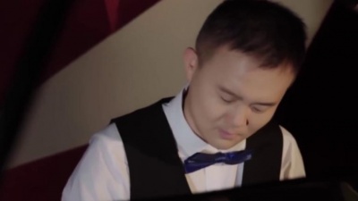 张师羽 - 听不完的情歌流不完的泪