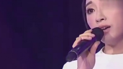 音乐天台 - 歌曲《漫步人生路》演唱：金婷婷