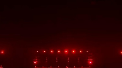 飘然若烟 - 重温了东方神起在东京巨蛋演唱《bolero》，听的好激动！