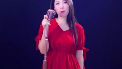 周四哥 - 一首醉人的《想起你心里就暖暖的》，DJ版，节奏轻快、好听！