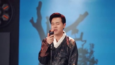 杰克波比 - 当我看清你的脸，惹人心醉了千年，一定得是中长视频您有空慢慢听#感受舞台魅力 #音乐 #醉千年 #小阿枫 #唱歌