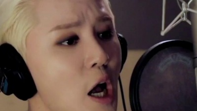 就走上坡路 - 金俊秀 音乐剧伊丽莎白《最后一支舞》录音室版本 开头吸气声跪了