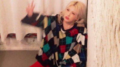 JEON SOMI、BIG Naughty - Ex-Mas