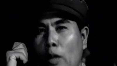 热门音乐 - 霍勇演唱长征组歌《四渡赤水出奇兵》，经典红歌振奋人心！