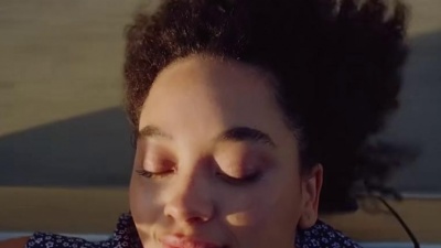 Alessia Cara - Out Of Love