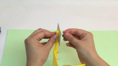 小猪宠物故事 - 螺丝钉科学小实验 第18集 滴水时钟