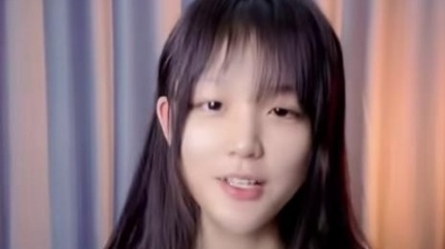 花泽美美 - 这是一条喜庆的视频#胳肢窝女孩 #新娘 #变装 #纸嫁衣