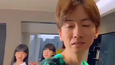 一一_薛芷诺 - 就问你们谁跳得最好😊😊#屏幕律动wave挑战#一一丫丫