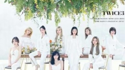 TWICE - STUCK IN MY HEAD