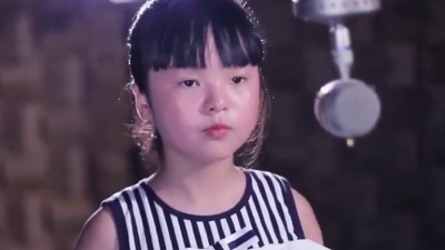 ♂钱№少爷♂ - 00后巨肺小女生帅气唱《Beat it&一起摇摆》让我们燥起来吧