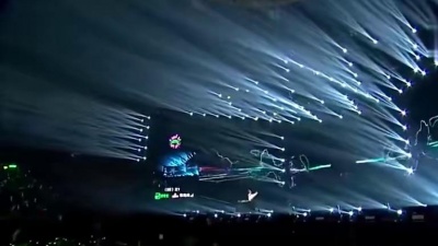 從土豆來 - 《侠客》鬼卞 (尖叫之夜演唱会）。太骚气的语文老师了