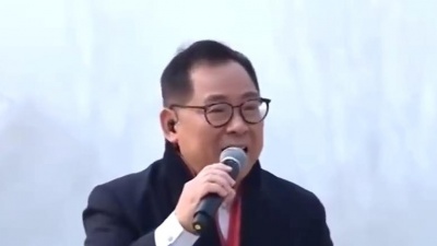 日月同辉 - 父子同台演唱《父子》，说不出口的话用歌声代替，听哭了！