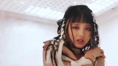 嗱掵唻愛伱 - gidle回归主打曲《Oh My God》MV 公开
