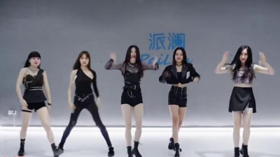 飞子音乐 - 任妙音 - 《情陷(DJ何鹏版)》若真情还会留在心间，你我怎会辜负流年