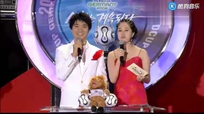 李贞贤 - 阿里阿里 世界杯加油演唱助威韩国 现场版 06/06/24