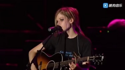 Avril Lavigne - Knocking On Heavens Door 2004韩国演唱会 现场版