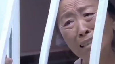 张亚龄 - 魏三一首《孝敬爹和妈》催人泪下，百善孝为先最亲的人永远是父母