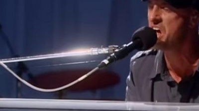 Daniel Powter - Free Loop(Solo) (Live From Studio A) 现场版