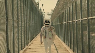 诗人与麦地 - 棉花糖搭上前往乡村的班车和Kane Brown 来了一次合作
