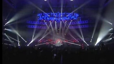 汪峰 - 飞得更高 2010首体信仰演唱会版