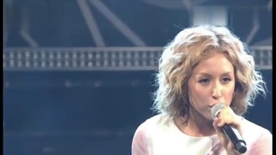 BENI - Kiss Kiss Kiss (Live At J-MELO 2012/09/23)
