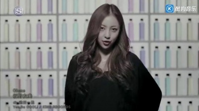 板野友美 - Clone