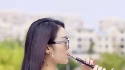 周四哥 - 经典老歌：美女唢呐版《杜十娘》声声悦耳，吹得精彩！