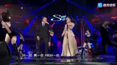 我爱剪辑 - 重温快乐男声全能的歌手豪一曲《闪闪惹人爱》嗨翻全场，太帅了