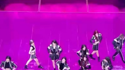 爱豆圈 - 火箭少女101告别典礼演唱会：新歌《硬糖》