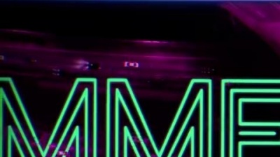 Ummet Ozcan、Mila Falls - The Moment(feat. Mila Falls)